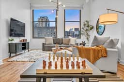 Lofts 600