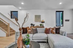 Tremont Modern Stay | Gym + Sleeps 8