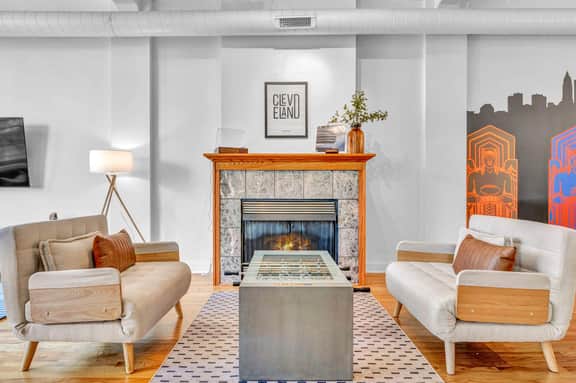 Lofts 300